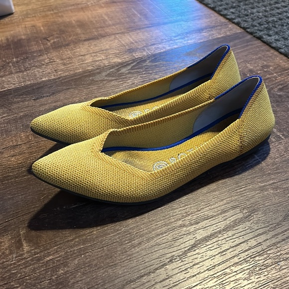 Rothy’s The Point Flat Yellow 6 - Picture 2 of 7